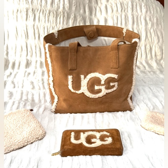 UGG Handbags - UGG Sheepskin Honey Zip Arndt Zip Wallet